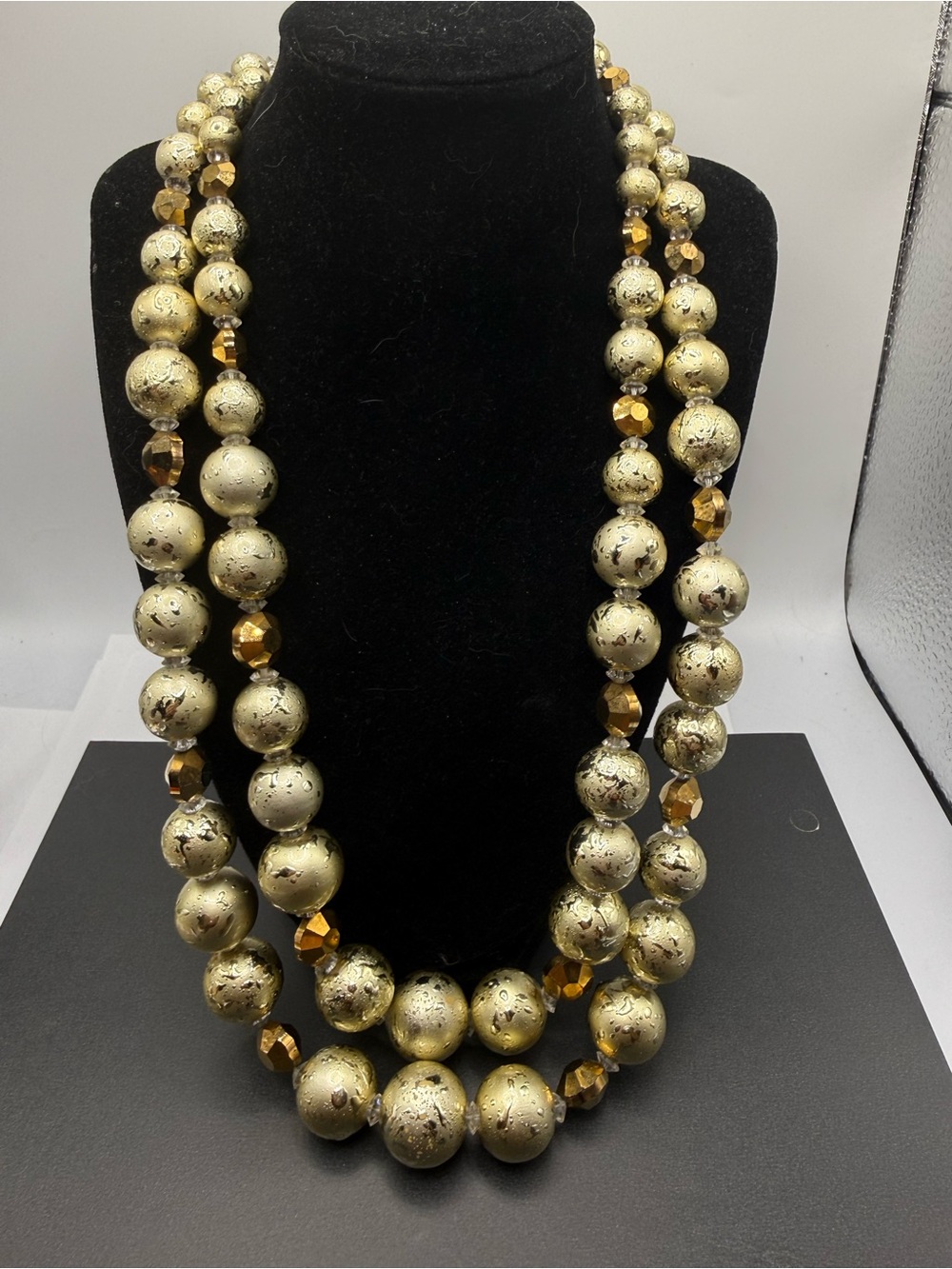 Vintage Vendome Gold Tone Beaded Necklace 24” + 2.5” Extender
